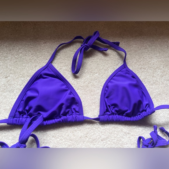 Purple Bikini Posing Set - Picture 2 of 4